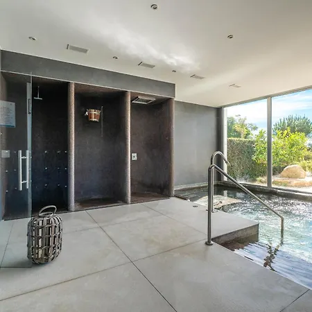 Edge Beachfront 2br - 3 Pools, 1 Heated, Spa, Gym, Cowork Apartman