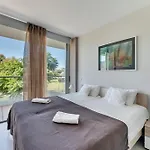 Διαμέρισμα Edge Beachfront 2br - 3 Pools, 1 Heated, Spa, Gym, Cowork *