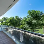 Edge Beachfront 2br - 3 Pools, 1 Heated, Spa, Gym, Cowork Διαμέρισμα *