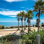 Edge Beachfront 2br - 3 Pools, 1 Heated, Spa, Gym, Cowork Διαμέρισμα Εστεπόνα